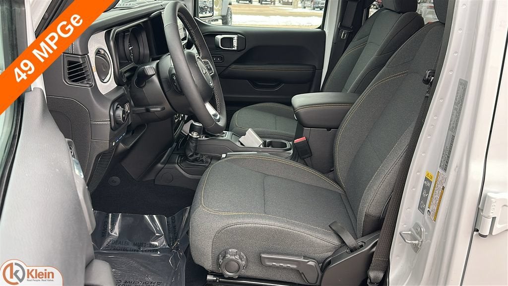 2025 Jeep Wrangler 4xe Sahara