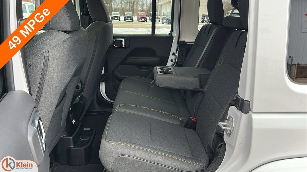 2025 Jeep Wrangler 4xe Sahara