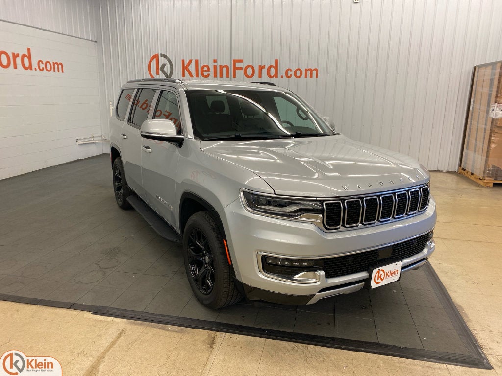 2022 Jeep Wagoneer