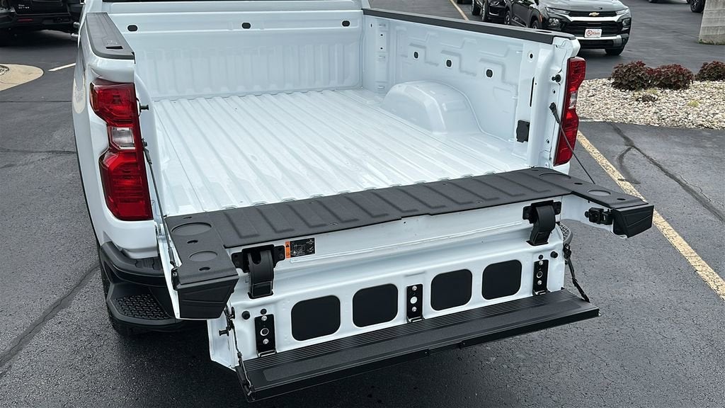2026 Chevrolet Silverado 2500 HD Custom - Photo 8