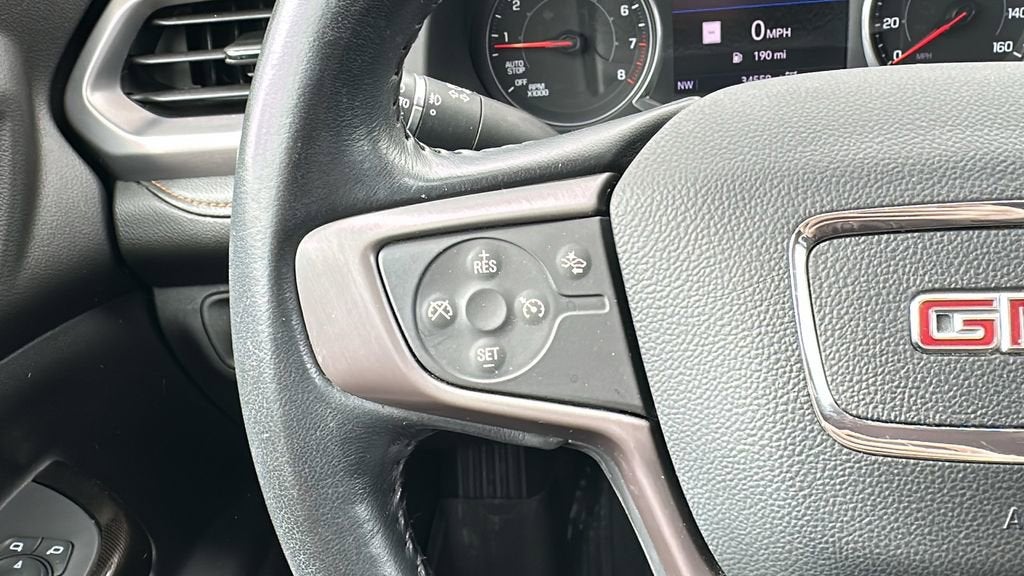 2022 GMC Acadia AT4