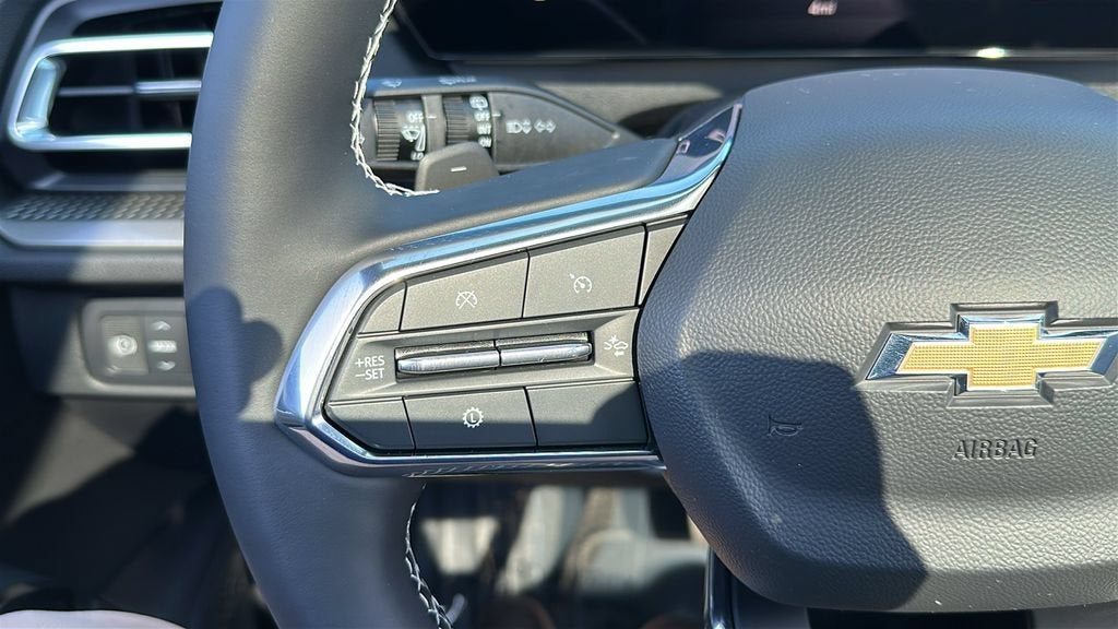 2027 Chevrolet Traverse LT - Photo 16
