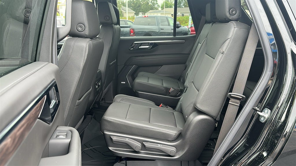 2027 Chevrolet Tahoe Z71 - Photo 25