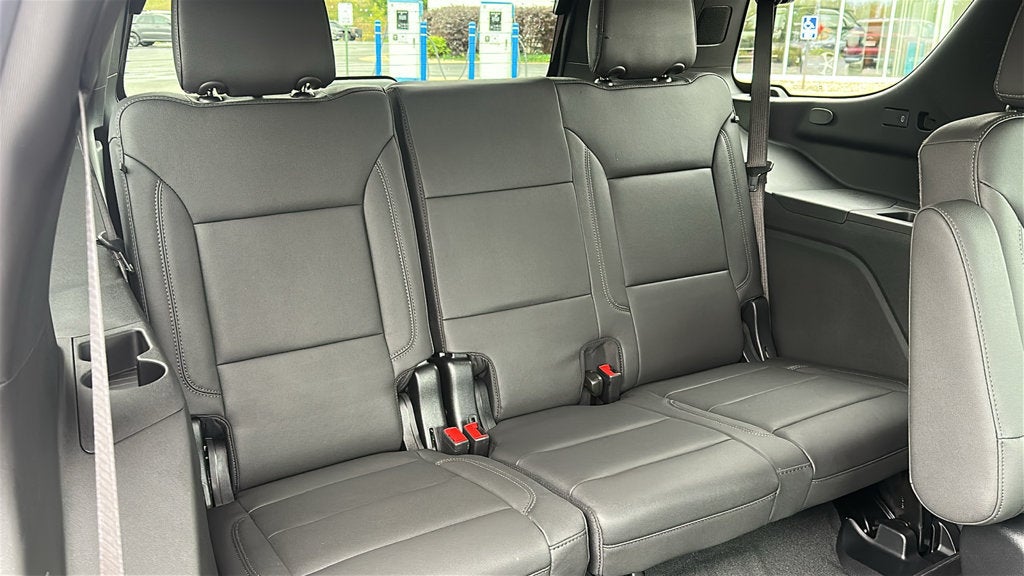 2027 Chevrolet Tahoe Z71 - Photo 30