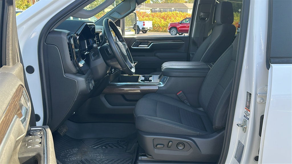 2025 Chevrolet Silverado 3500 HD LT