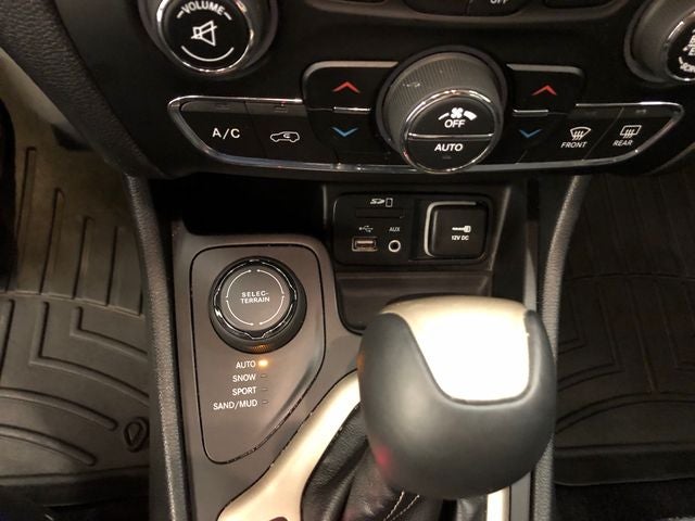 2016 Jeep Cherokee Limited TOW PACKAGE