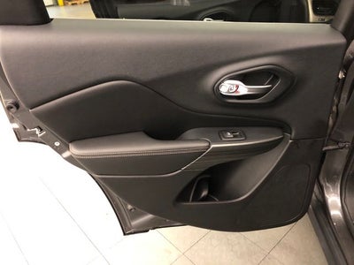 2016 Jeep Cherokee Limited TOW PACKAGE