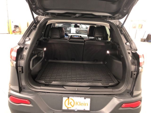 2016 Jeep Cherokee Limited TOW PACKAGE