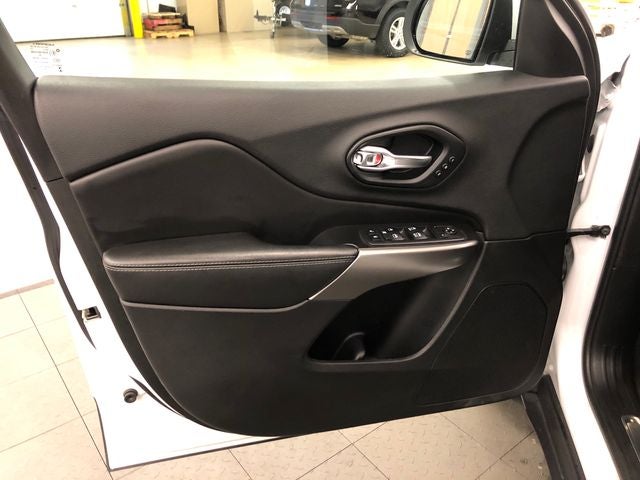 2020 Jeep Cherokee Limited ROOF