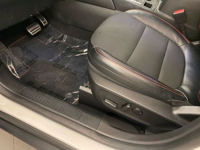2023 Ford Escape ST-Line TECH 1 PACKAGE