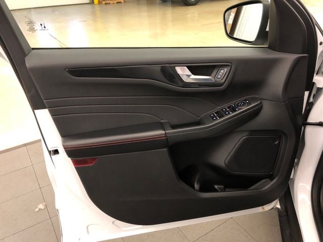 2023 Ford Escape Hybrid ST-Line Select