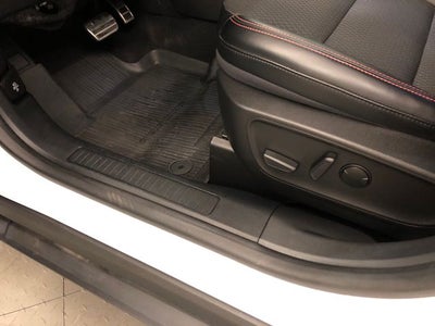 2023 Ford Escape Hybrid ST-Line Select