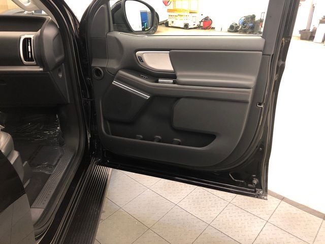 2025 Ford Expedition Max Active 202A/ROOF