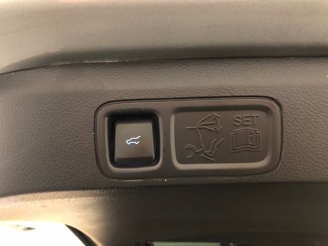 2024 Ford Expedition Max XLT 202A