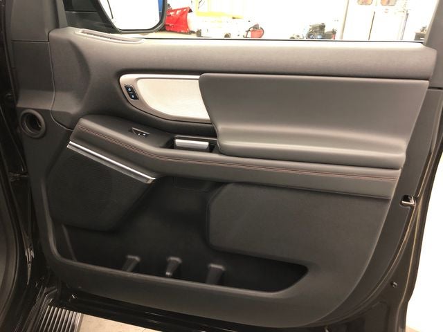 2025 Ford Expedition Max Active 202A/ROOF