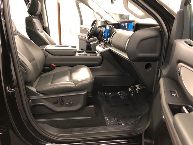 2025 Ford Expedition Max Active 202A/ROOF