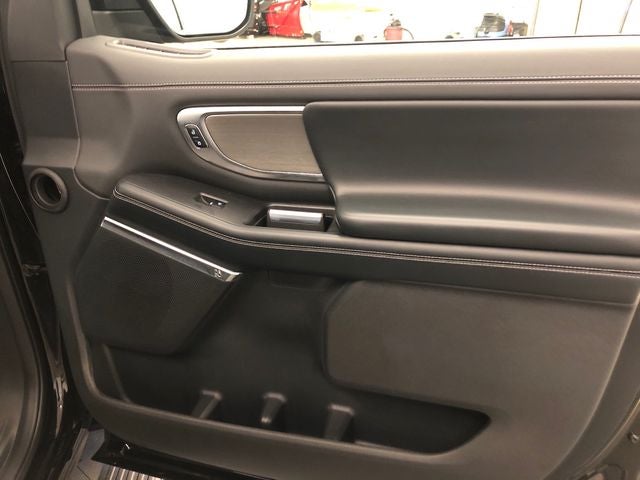 2025 Ford Expedition Max Platinum ROOF