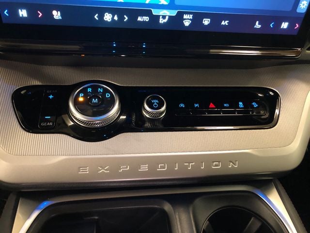 2025 Ford Expedition Active 202A/ROOF