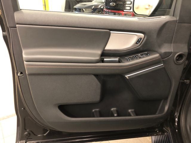 2025 Ford Expedition Active 202A/ROOF