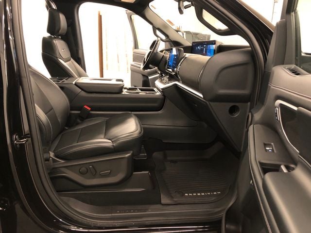 2025 Ford Expedition Platinum STEALTH