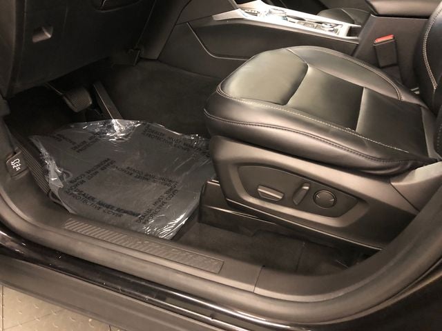 2022 Ford Explorer XLT ROOF/TOW PACKAGE