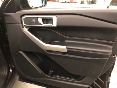 2022 Ford Explorer XLT ROOF/TOW PACKAGE
