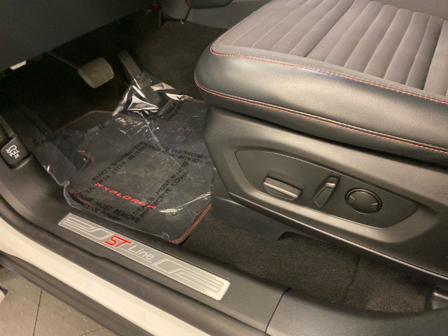 2025 Ford Explorer ST-Line PREMIUM PACKAGE/STREET PACK
