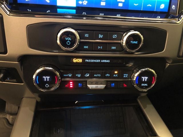 2022 Ford F-250SD Lariat BLACK APPEARANCE/ULTIMATE PACKAGE