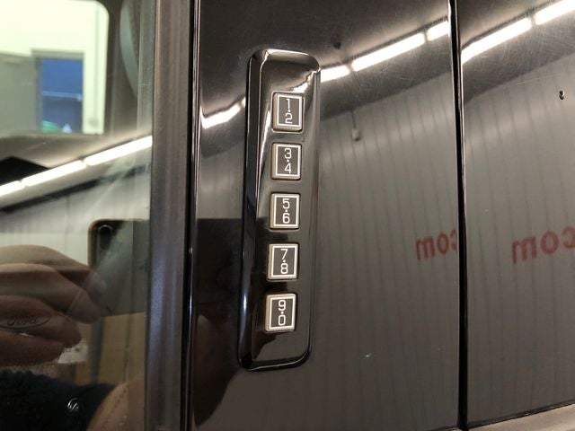 2022 Ford F-350SD Lariat ULTIMATE/TREMOR/BLACK APPEARANCE