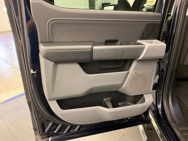 2023 Ford F-150 XLT CHROME/BENCH