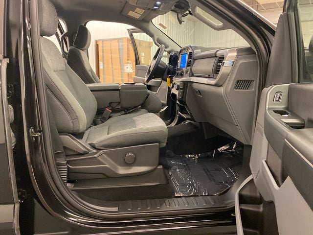 2023 Ford F-150 XLT LIFTED