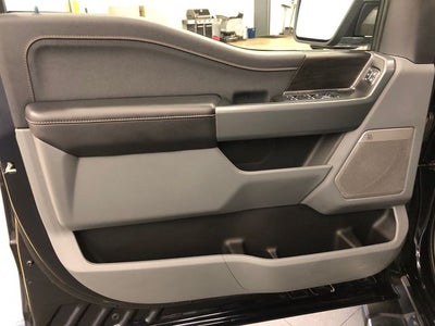 2025 Ford F-150 Lariat CHROME PACKAGE