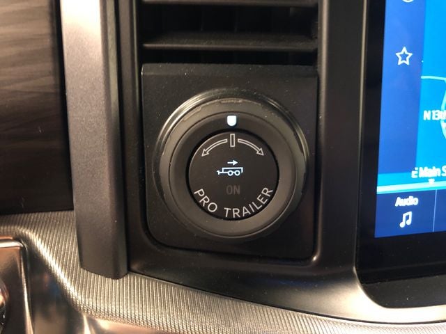 2025 Ford F-150 Lariat CHROME PACKAGE