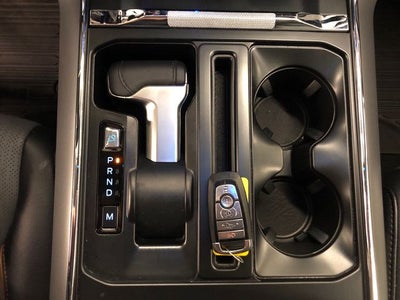 2025 Ford F-150 Lariat CHROME PACKAGE