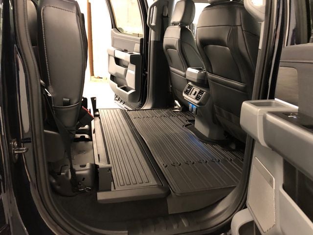 2025 Ford F-150 Lariat CHROME PACKAGE
