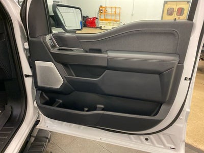 2024 Ford F-150 Lariat ROOF/BLACK APPEARANCE PACKAGE