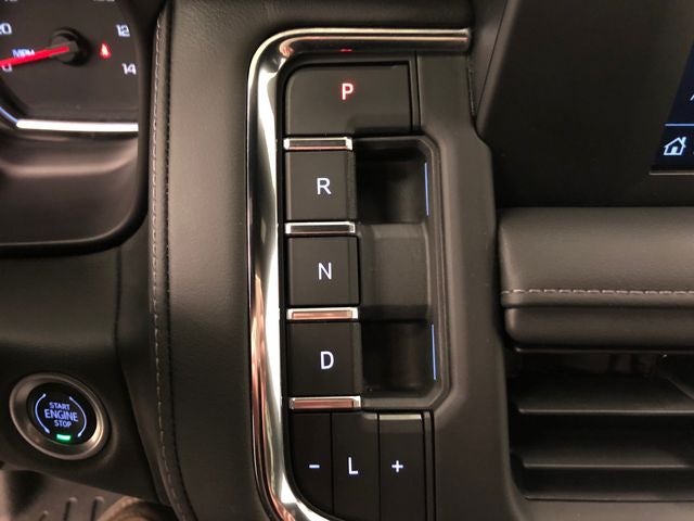 2022 Chevrolet Suburban LS