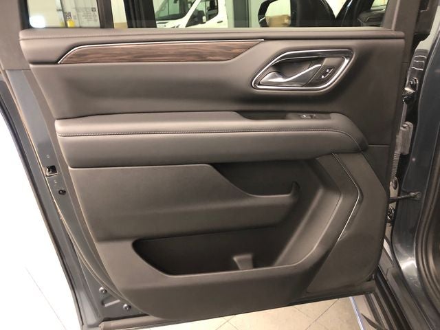 2022 Chevrolet Suburban LS