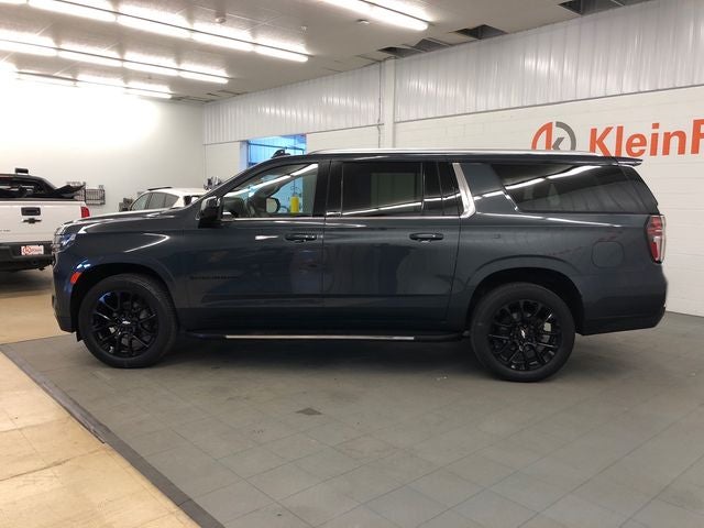 2022 Chevrolet Suburban LS