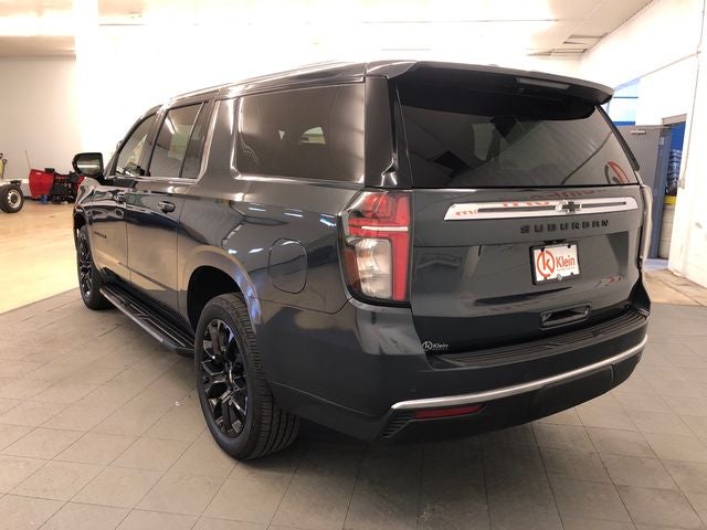 2022 Chevrolet Suburban LS