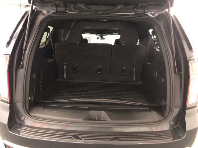 2022 Chevrolet Suburban LS
