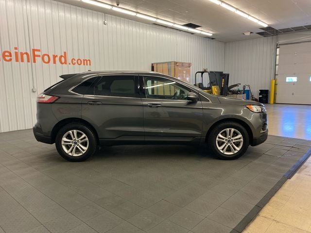 2019 Ford Edge SEL tow package