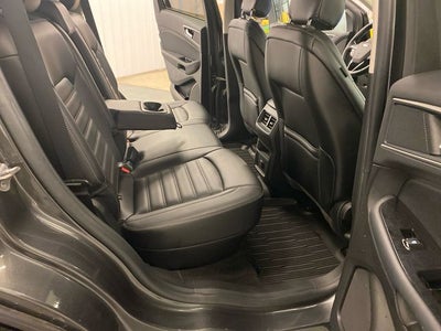 2019 Ford Edge SEL tow package