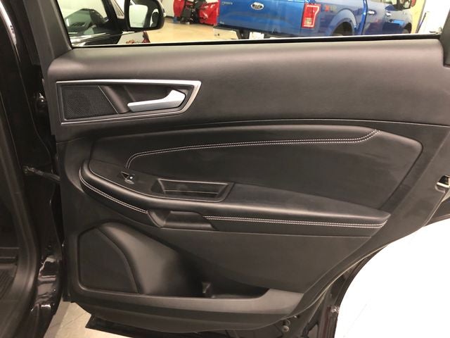 2024 Ford Edge Titanium 301A