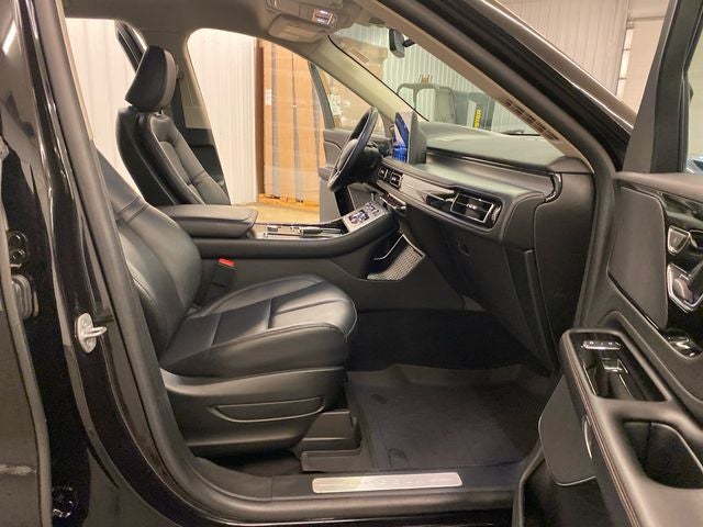 2023 Lincoln Aviator Standard Premium