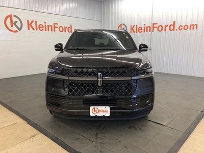 2025 Lincoln Navigator Reserve 202A/JET APPEARANCE PACKAGE