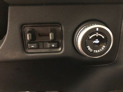 2025 Lincoln Navigator Reserve 202A/JET APPEARANCE PACKAGE