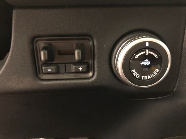 2025 Lincoln Navigator Reserve 202A/JET APPEARANCE PACKAGE