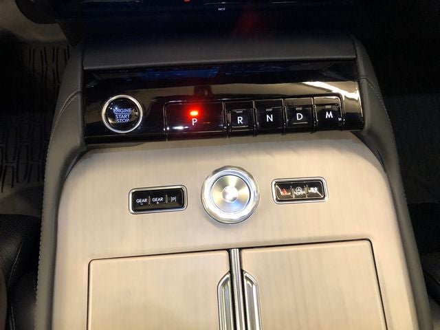 2025 Lincoln Navigator Reserve 202A/JET APPEARANCE PACKAGE