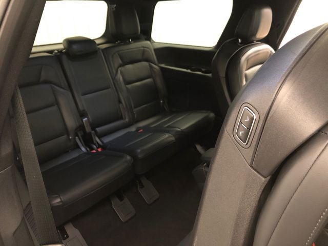 2025 Lincoln Navigator Reserve 202A/JET APPEARANCE PACKAGE